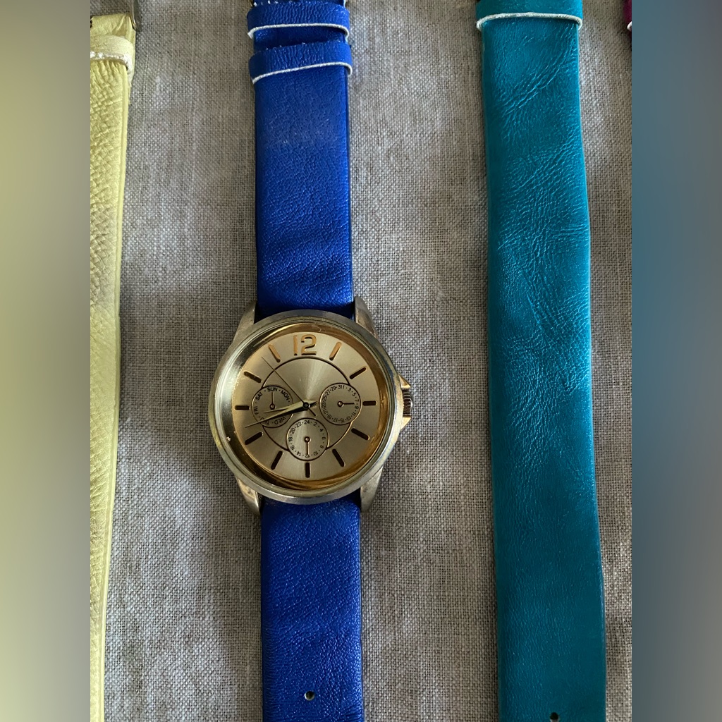 Gold Watch Gold Watch